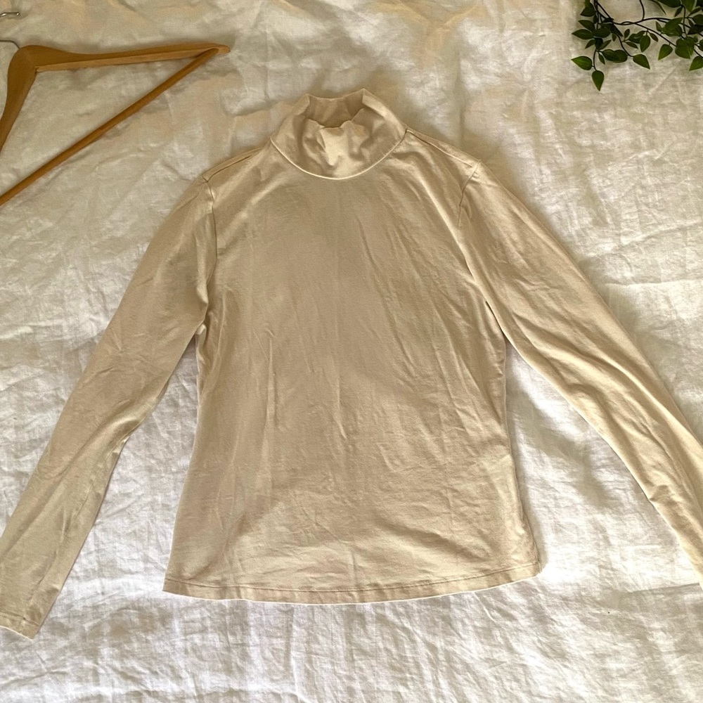Frank & Oak Cream Long Sleeve Top